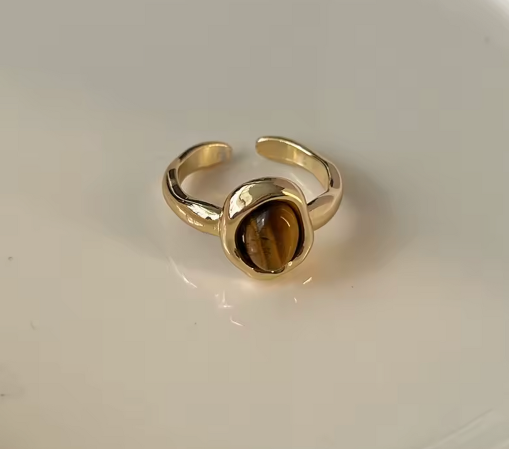 Retro Tiger’s Eye Stone Ring