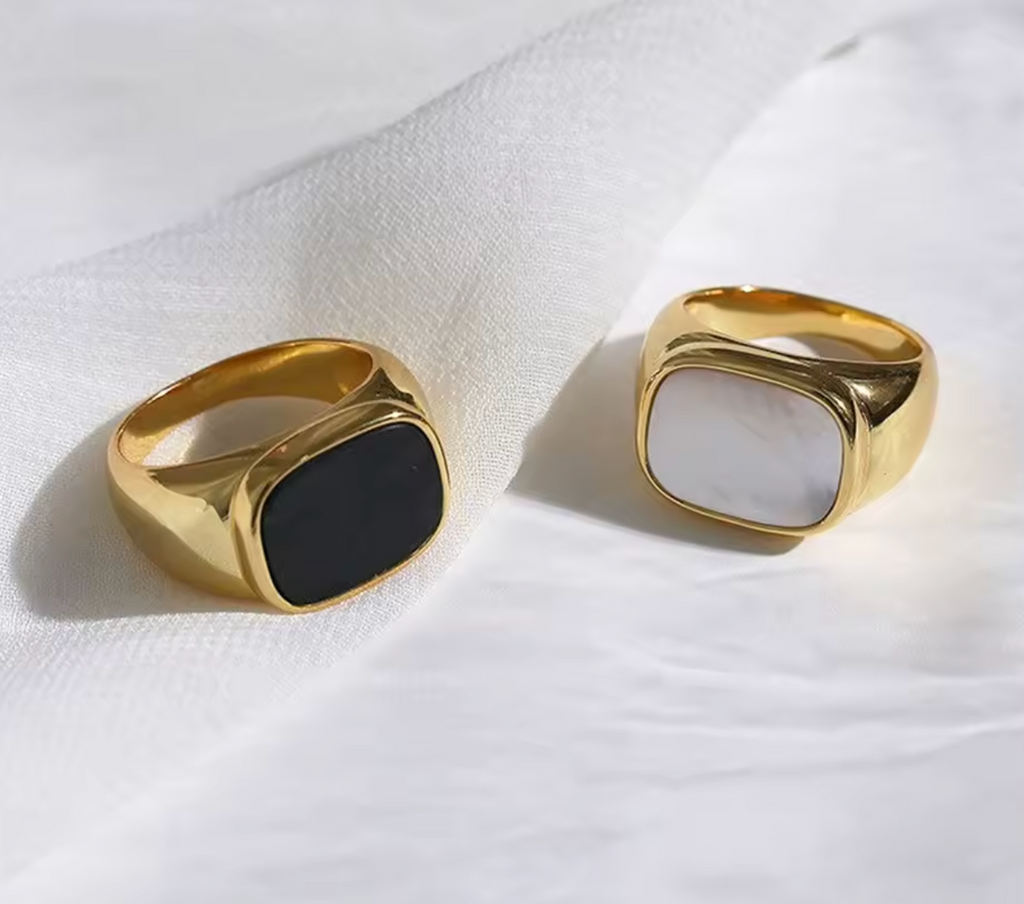 Vintage Chunky Square Shell Ring