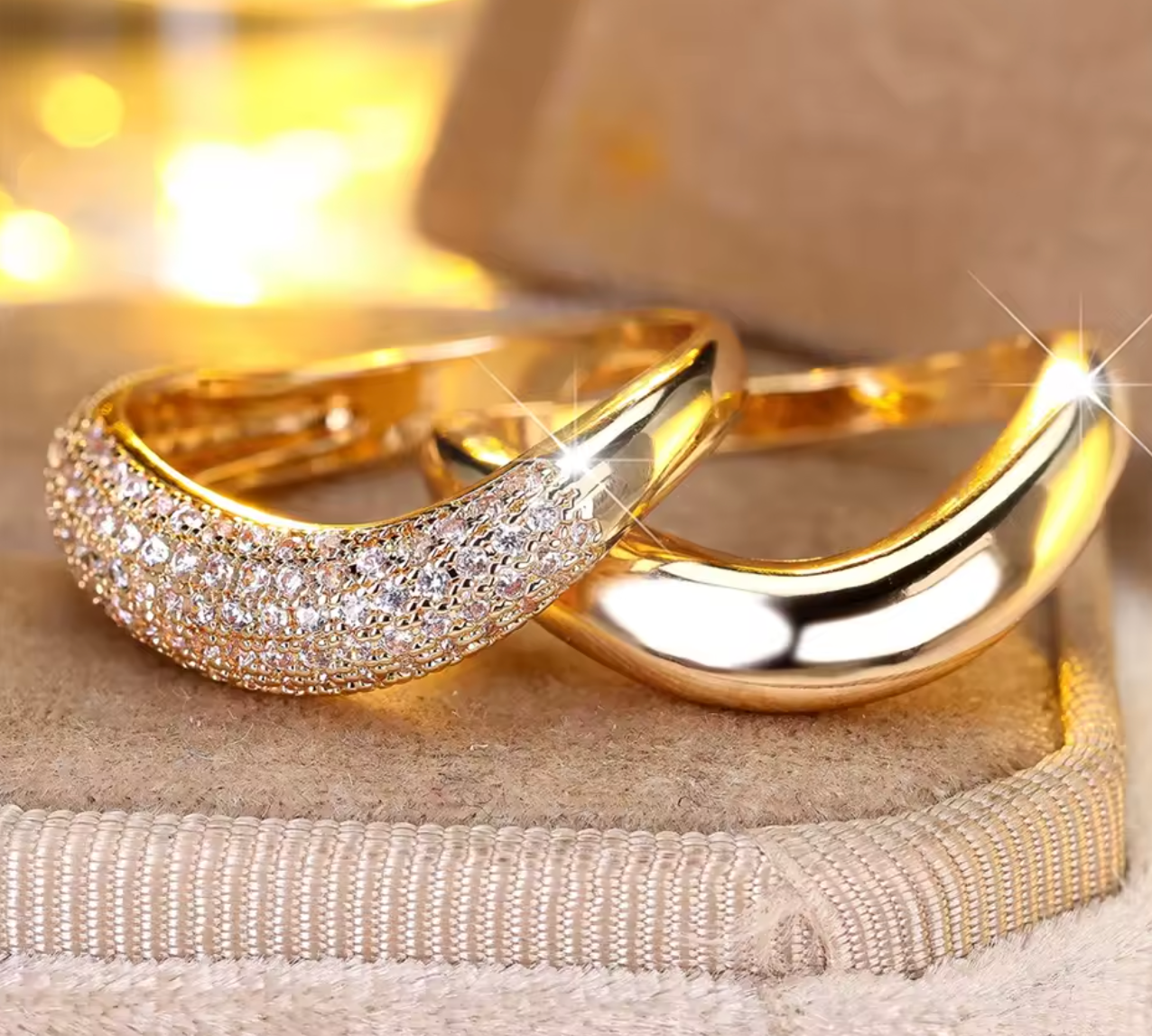 Vintage White Zircon Engagement Ring Set